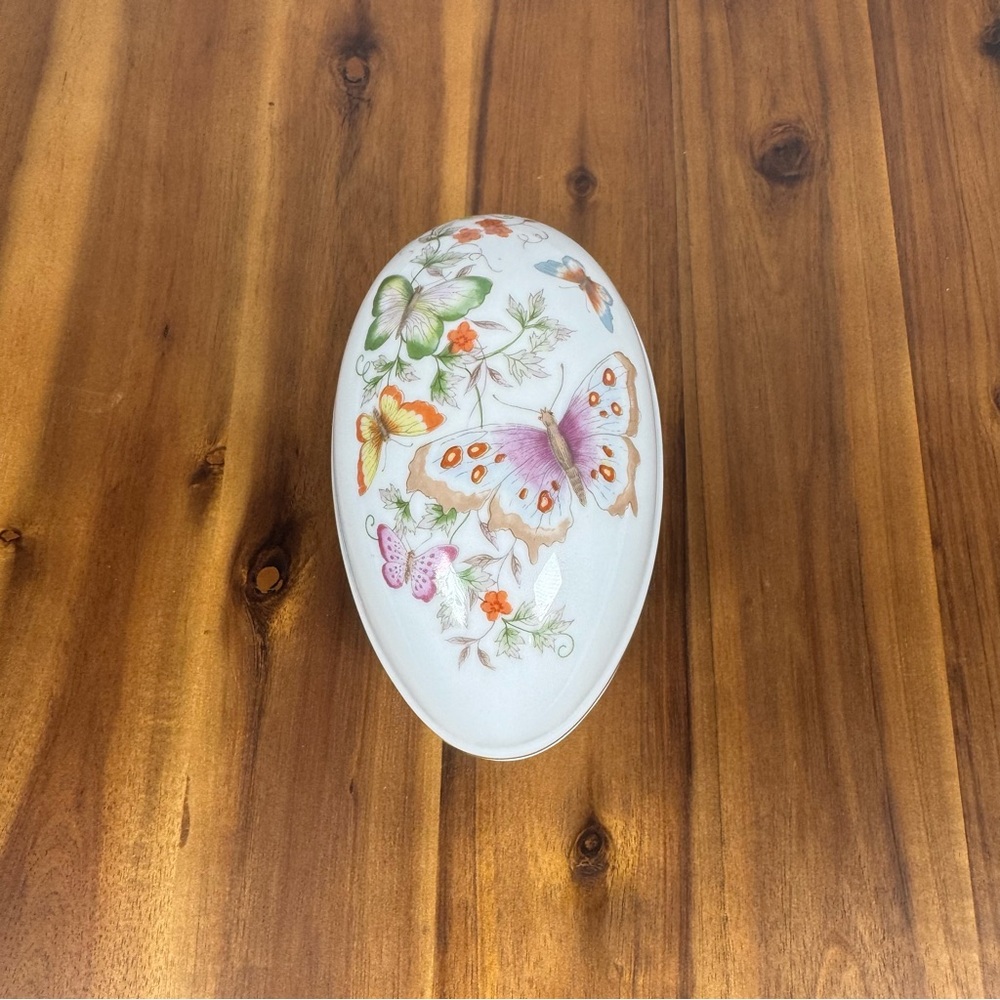 Avon Floral Butterfly Decorative Porcelain Box